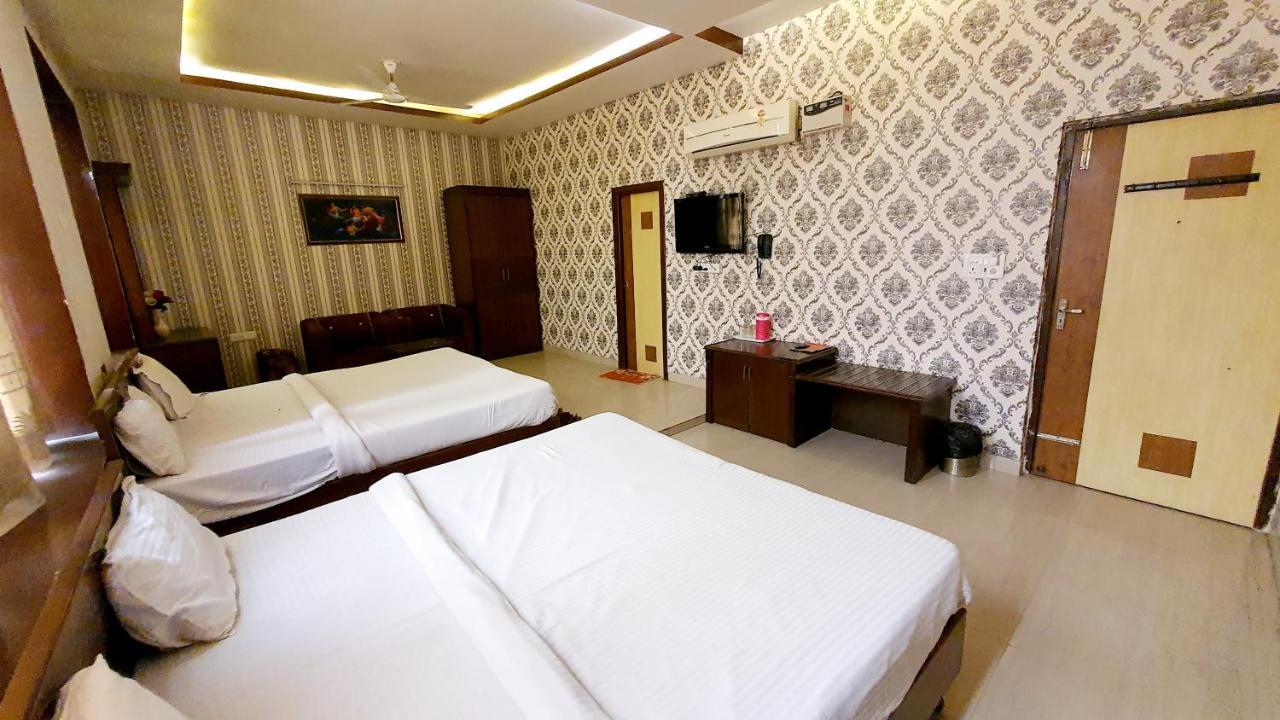 Hotel Amritsar Inn Exterior photo