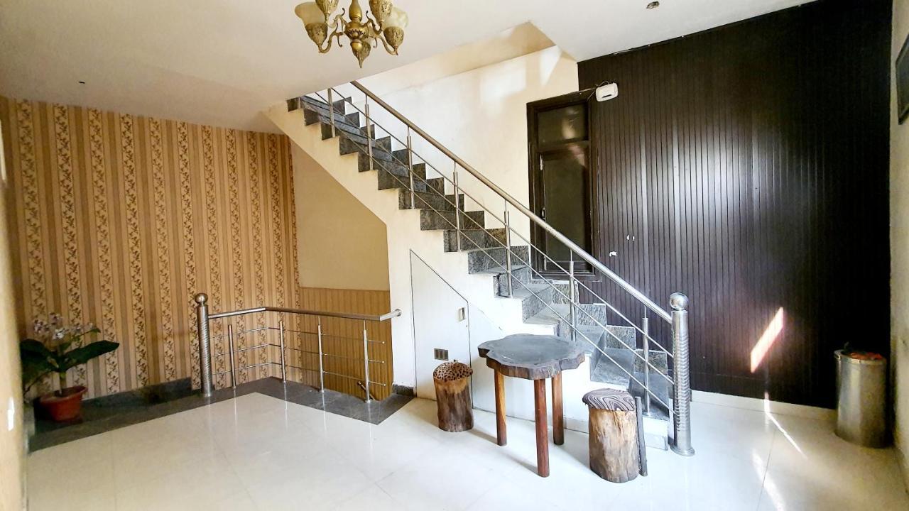 Hotel Amritsar Inn Exterior photo