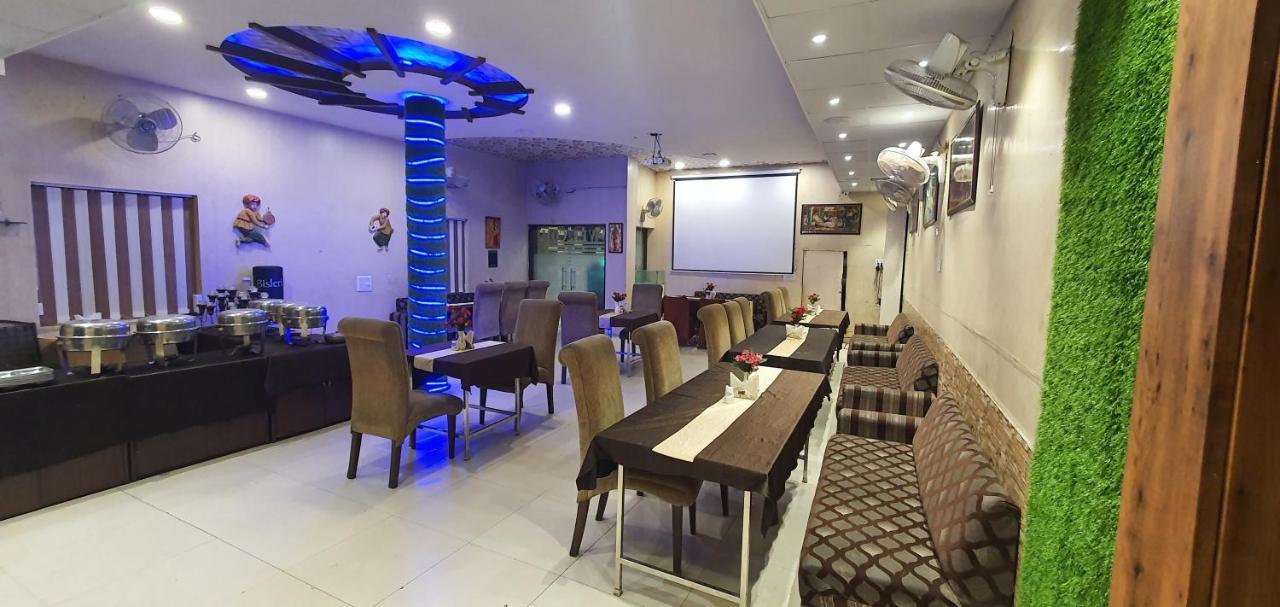 Hotel Amritsar Inn Exterior photo